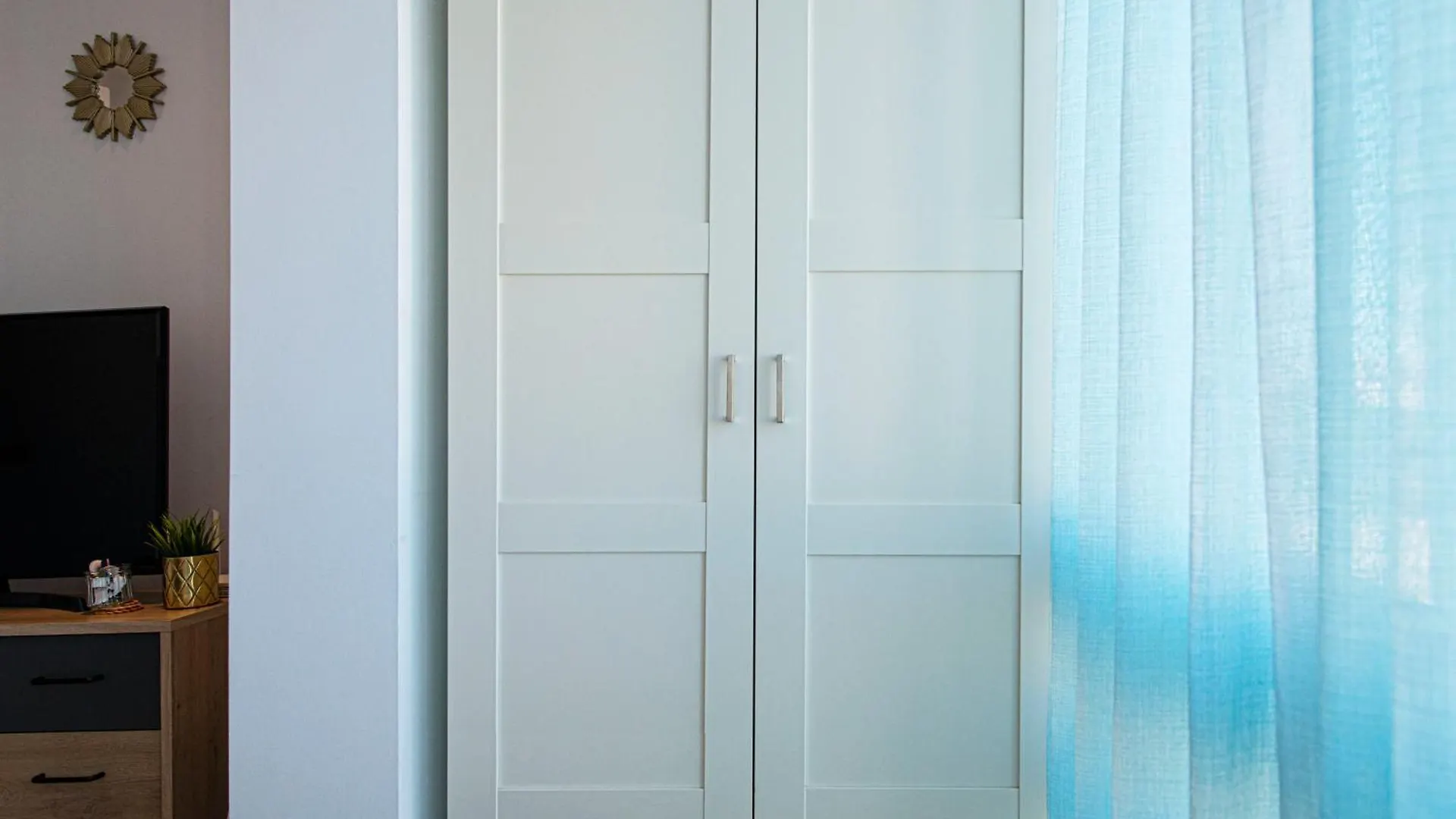 Estudio En Torremolinos Con Piscina